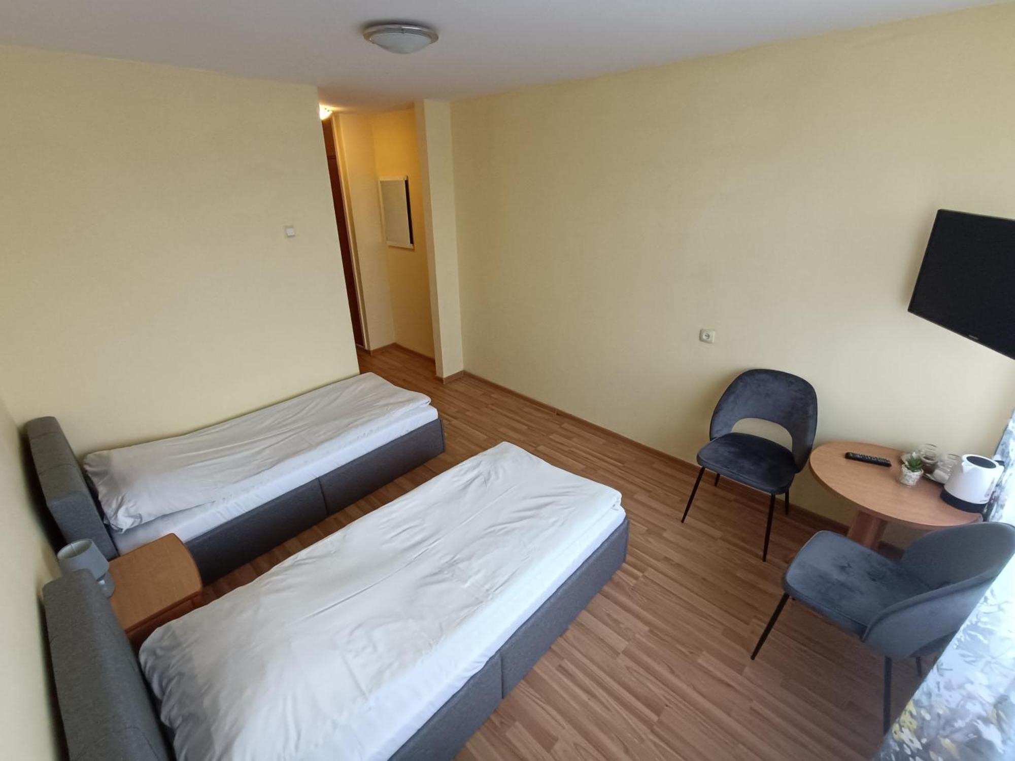 Viesbutis Jurbarkas Hotell Eksteriør bilde